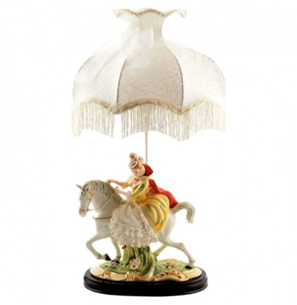 Настольная лампа с абажуром  Royal Classics &quot;Всадница&quot; / 131228